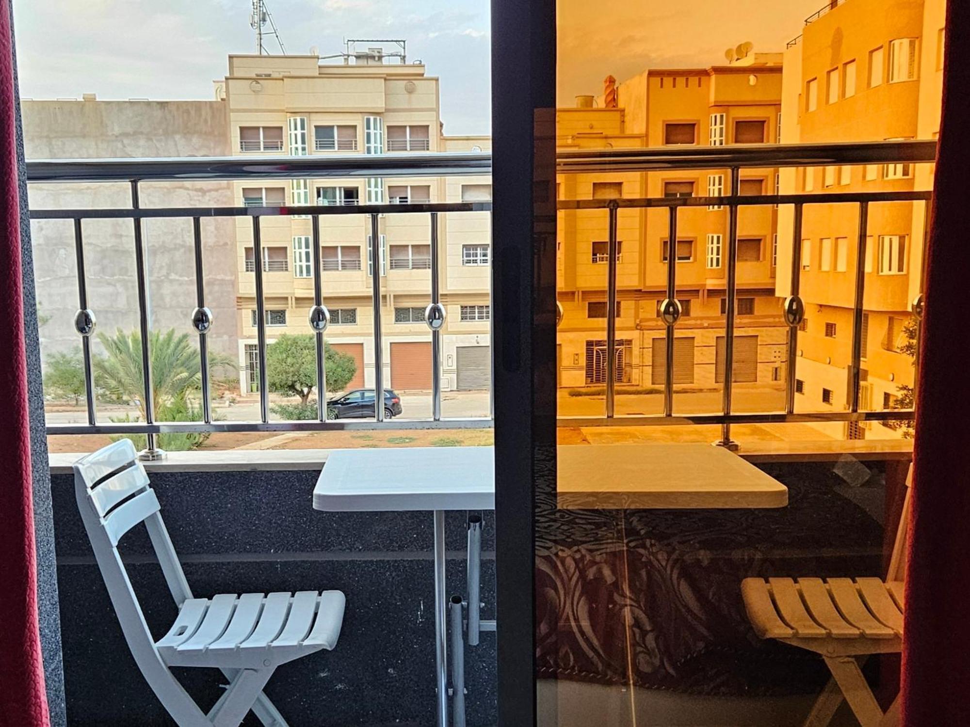 Appart Moderne Nador Al Jadid Pres De La Corniche Exterior foto